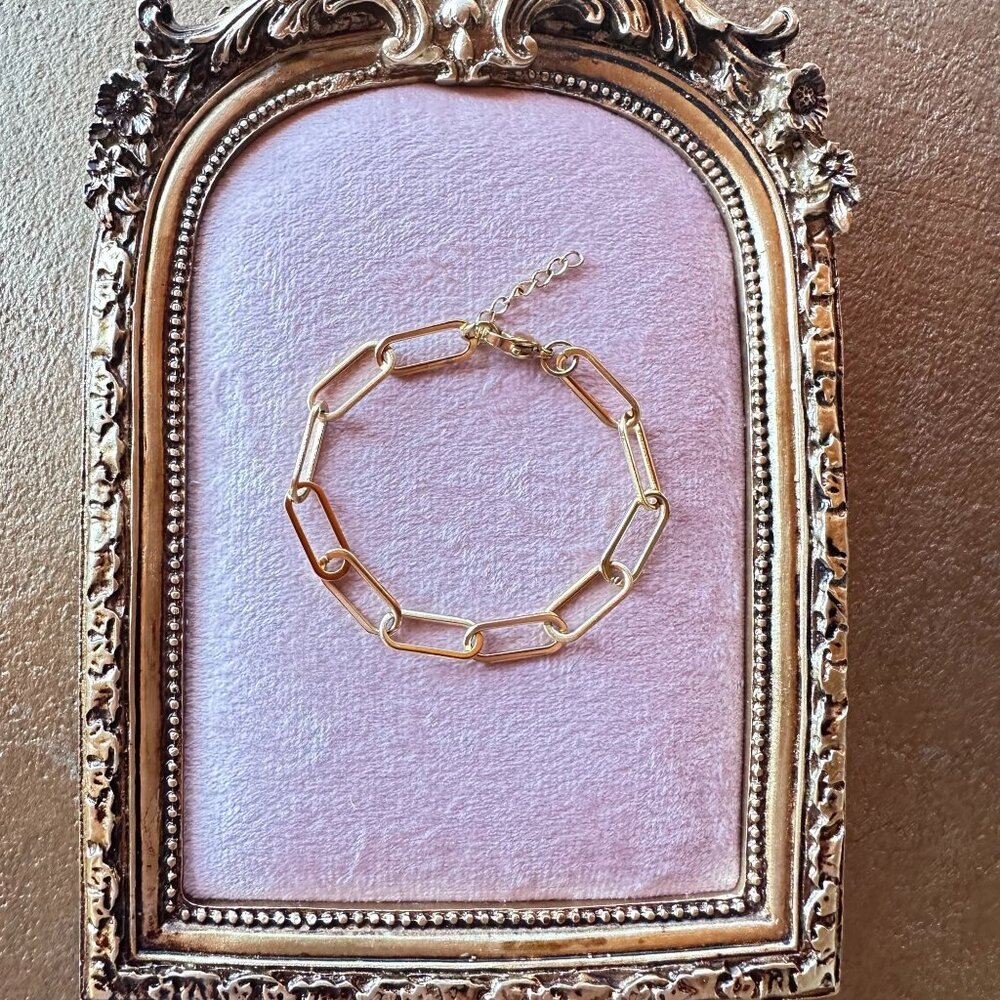 6 1/2" + 1" Large Link Paperclip Chain Bracelet 18K Gold PVD Stainless Steel - Picture 2 of 4